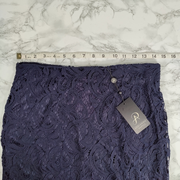 NWT Adrianna Papell Blue Moon Navy Lace Pencil Skirt Size Small - Picture 10 of 10